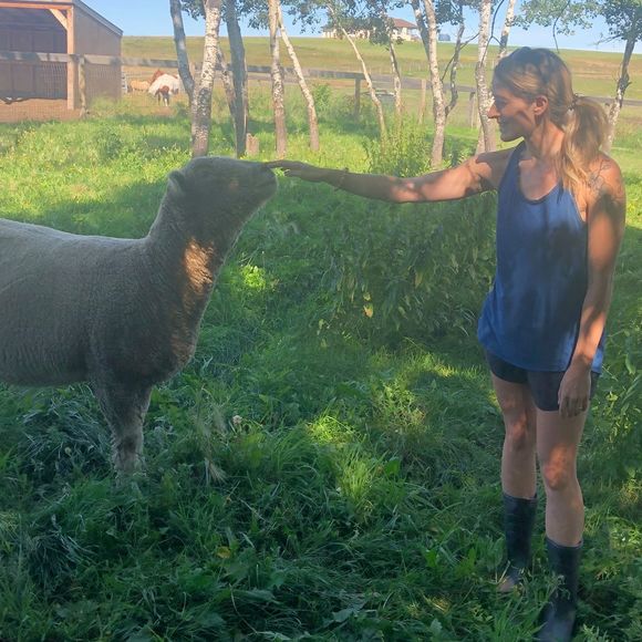 Meet your Posher, Chantala - Picture 1 of 1